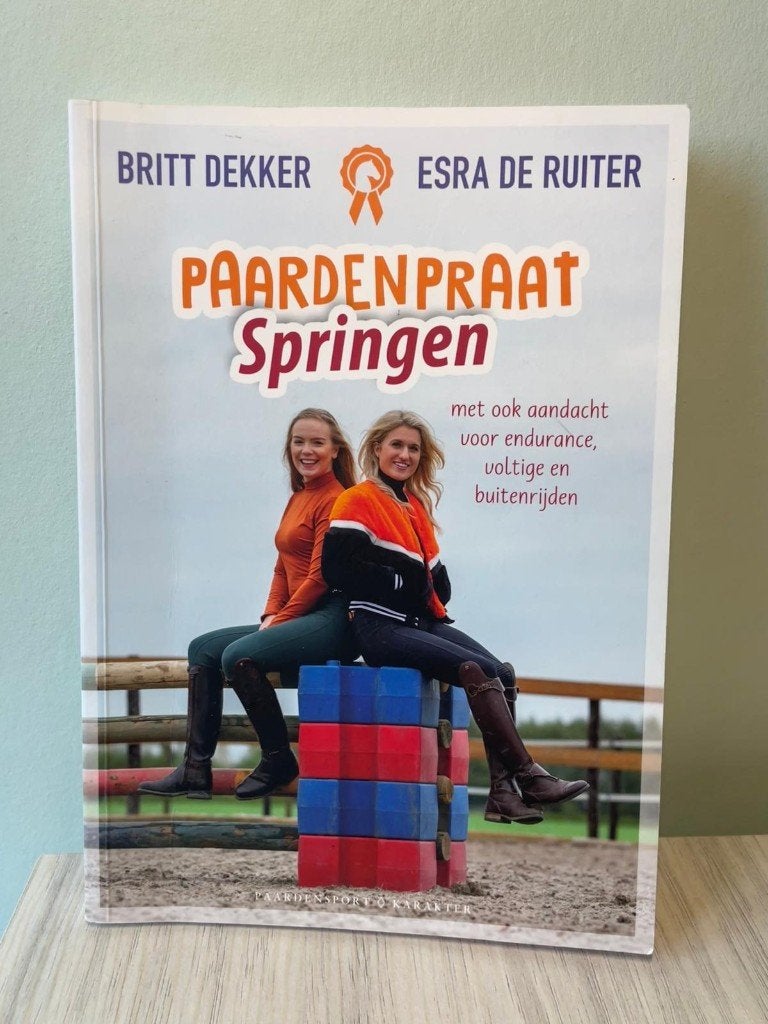 Paardenpraat – Springen | Britt Dekker & Esra de Ruiter, Enlèvement ou Envoi, Comme neuf, Britt Dekker, Non-fiction