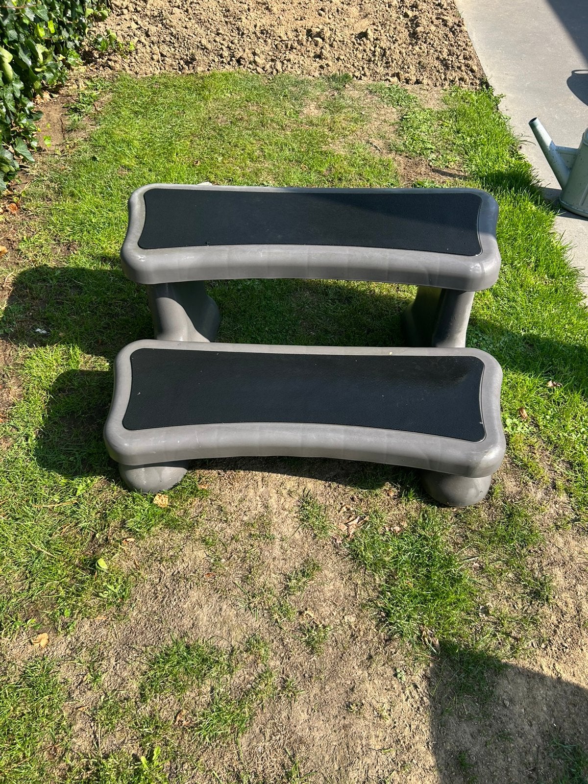 Trapje voor jacuzzi of zwembad, Tuin en Terras, Ophalen, Zo goed als nieuw, Trap, Vast