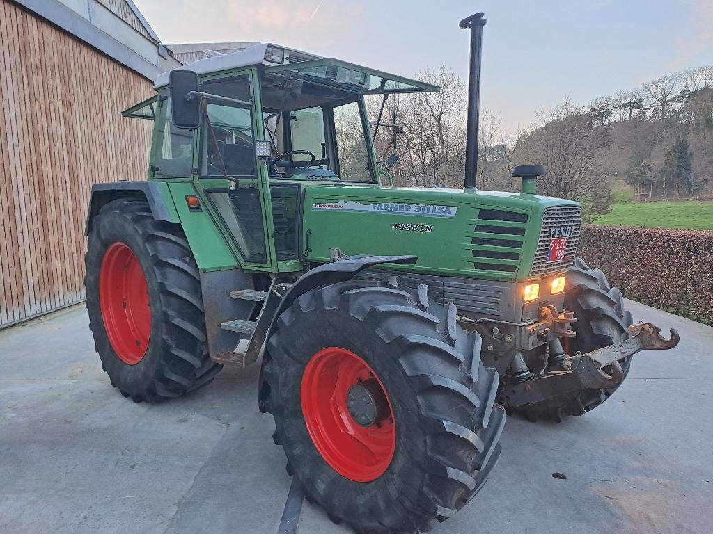 Fendt Farmer 311 LSA, Articles professionnels, Enlèvement, Fendt