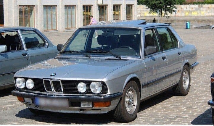 1984 E28 BMW 528i Manueel, 135 kW, Boîte manuelle, 6 cylindres, Particulier