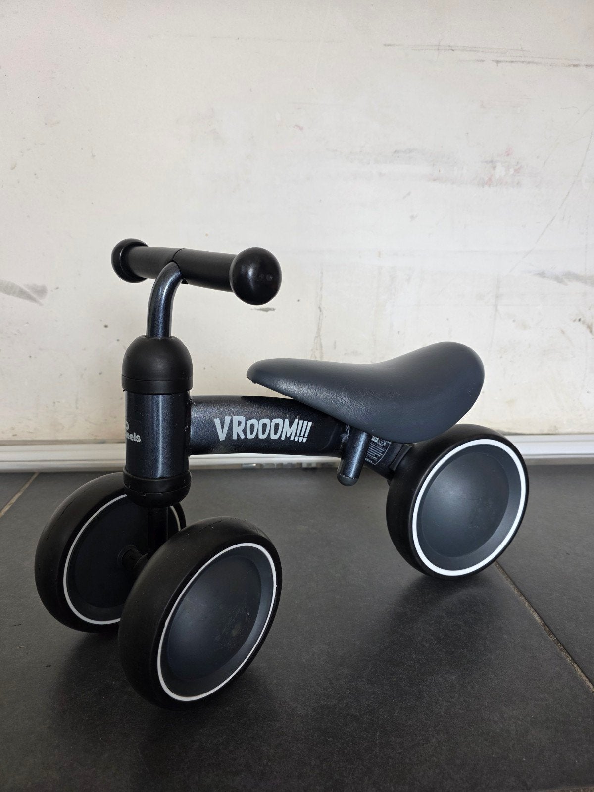 Zwart fietsje Vrooom - childwheels, Ophalen