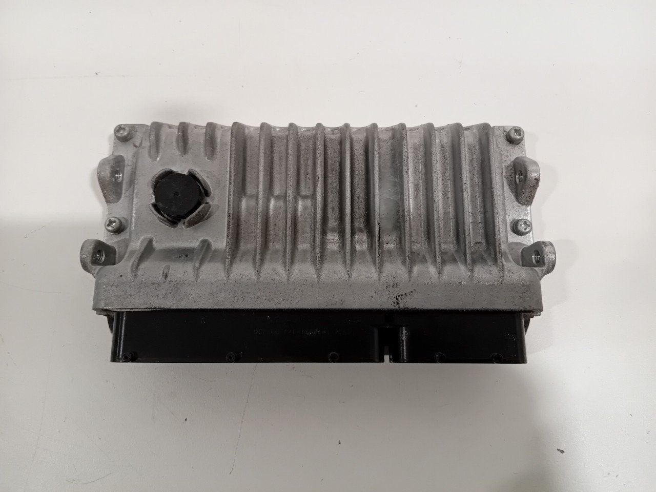 Computer motormanagement Toyota Yaris, Onderdelen@venauto.nl, Van der Ven Autorecycling B.V., Gebruikt, Ettenseweg 76, 4706 PB Roosendaal, The Netherlands