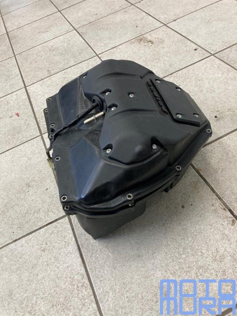 Luchtfilterhuis met injectoren Yamaha R1 2009 - 2014 RN22 in, Motoren, Gebruikt, -, -, Ophalen of Verzenden