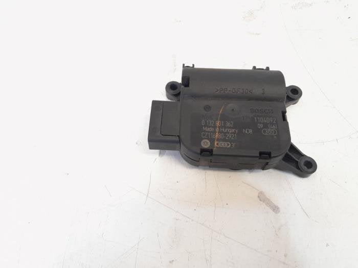Kachelklep Motor van een Volkswagen Golf, Gebruikt, -, Volkswagen, -