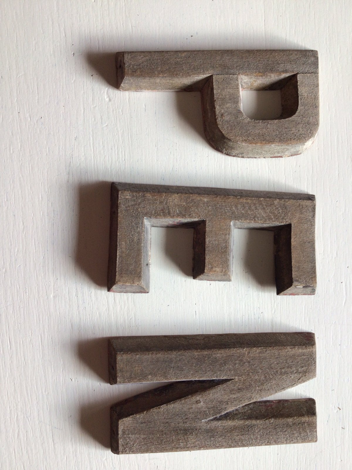 3 houten letters, Ophalen of Verzenden