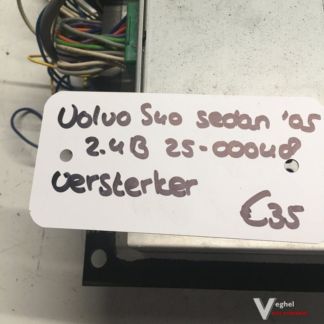 Volvo S40 Sedan 2.4 B 2005 2500048  Versterker 3067268B01-0, Ophalen of Verzenden, -, -, -