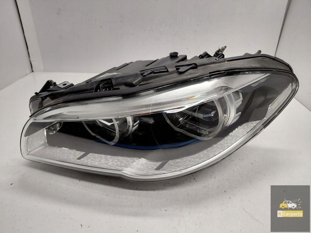 7378519, Phare adaptatif gauche LED pour BMW F10 Lift, Petuelring 130
80788  Munich, DE, Info@bmw.de, Utilisé, BMW