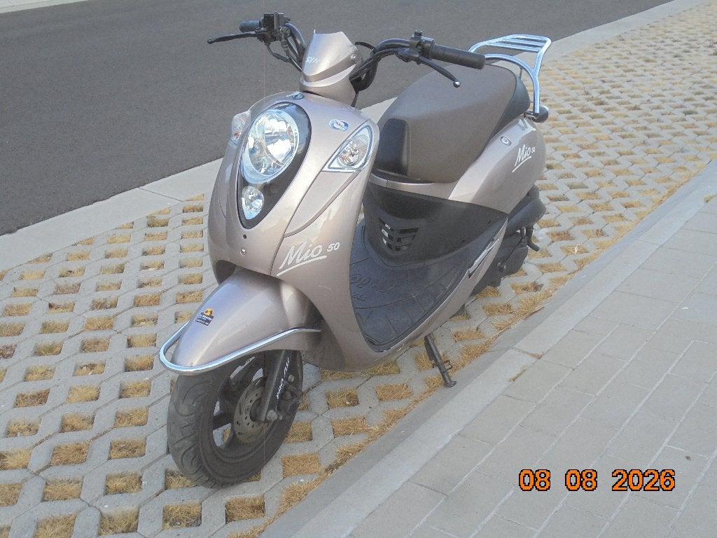 Sym Mio B klasse zeer netjes en een goed startende scooter., 49 cc, Klasse B (45 km/u), Benzine, Ophalen
