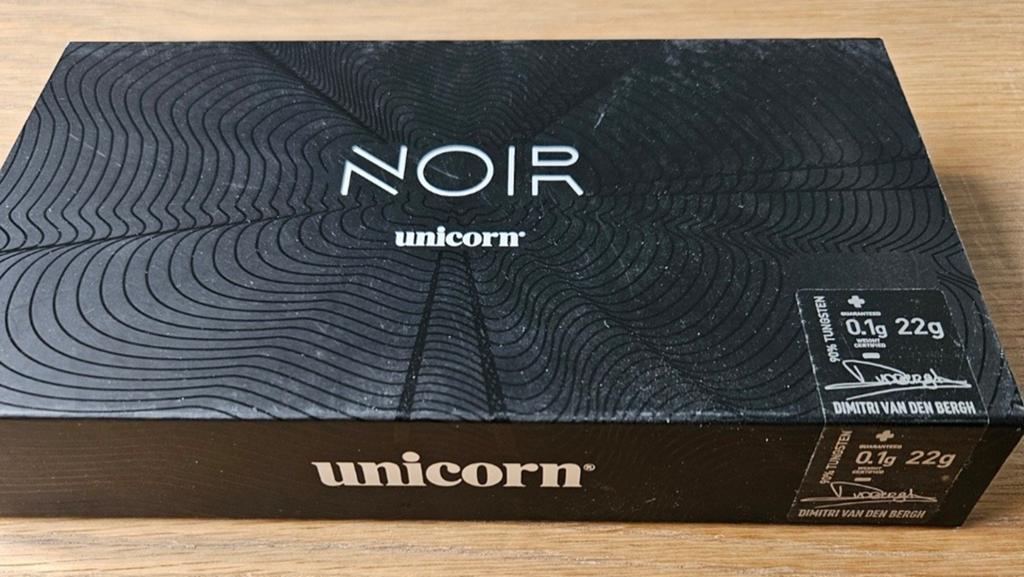 Unicorn noir en code, Sports & Fitness, Fléchettes, Enlèvement, Flights