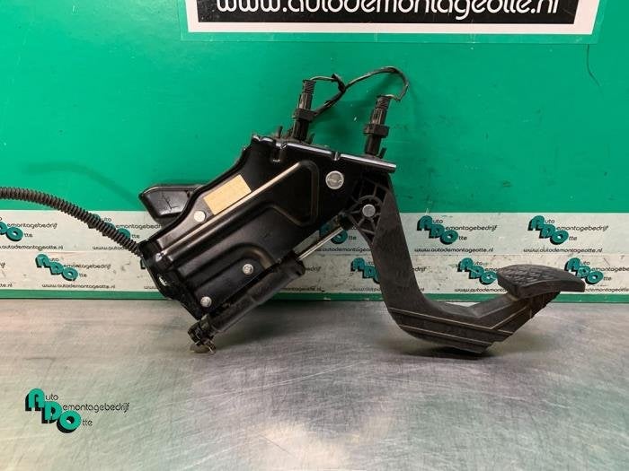 Pédale embrayage d'un Mercedes Sprinter (Sprinter 06-), 3 mois de garantie, Utilisé, -, -
