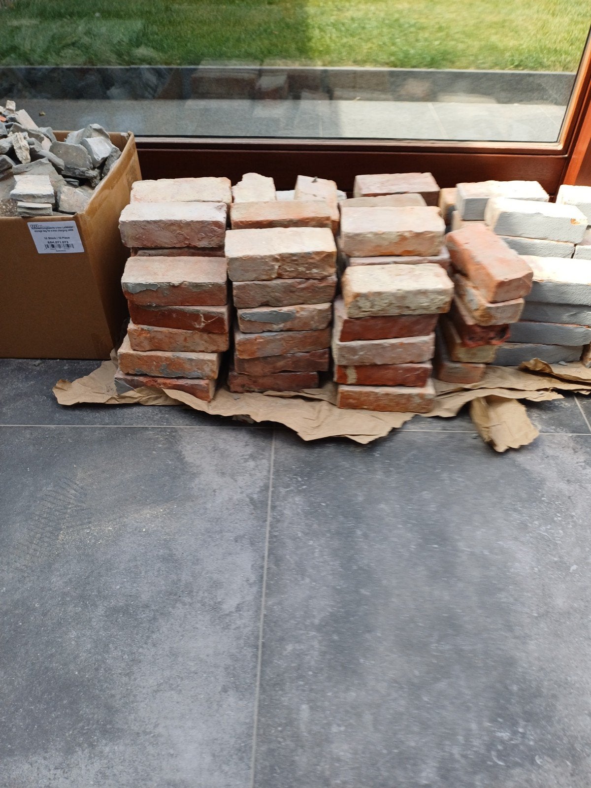 Briques en bois gratuites. 10m2, Enlèvement