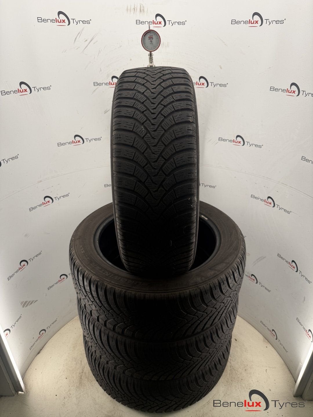 winter 225/55R19 99H Falken SUV 225/55 R19 225/55/19 2255519, 18 inch, Gebruikt, -, -