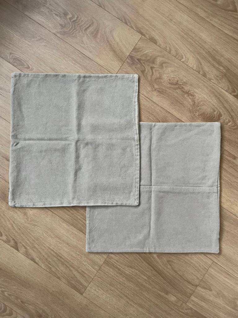 Set de 2 housses de coussin Zara home 50x50, Enlèvement, Utilisé, Gris