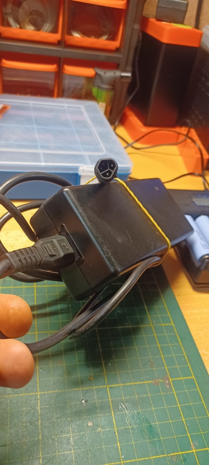 Oplader Phylion voor Veloci Spirit, Fietsen en Brommers, Zo goed als nieuw