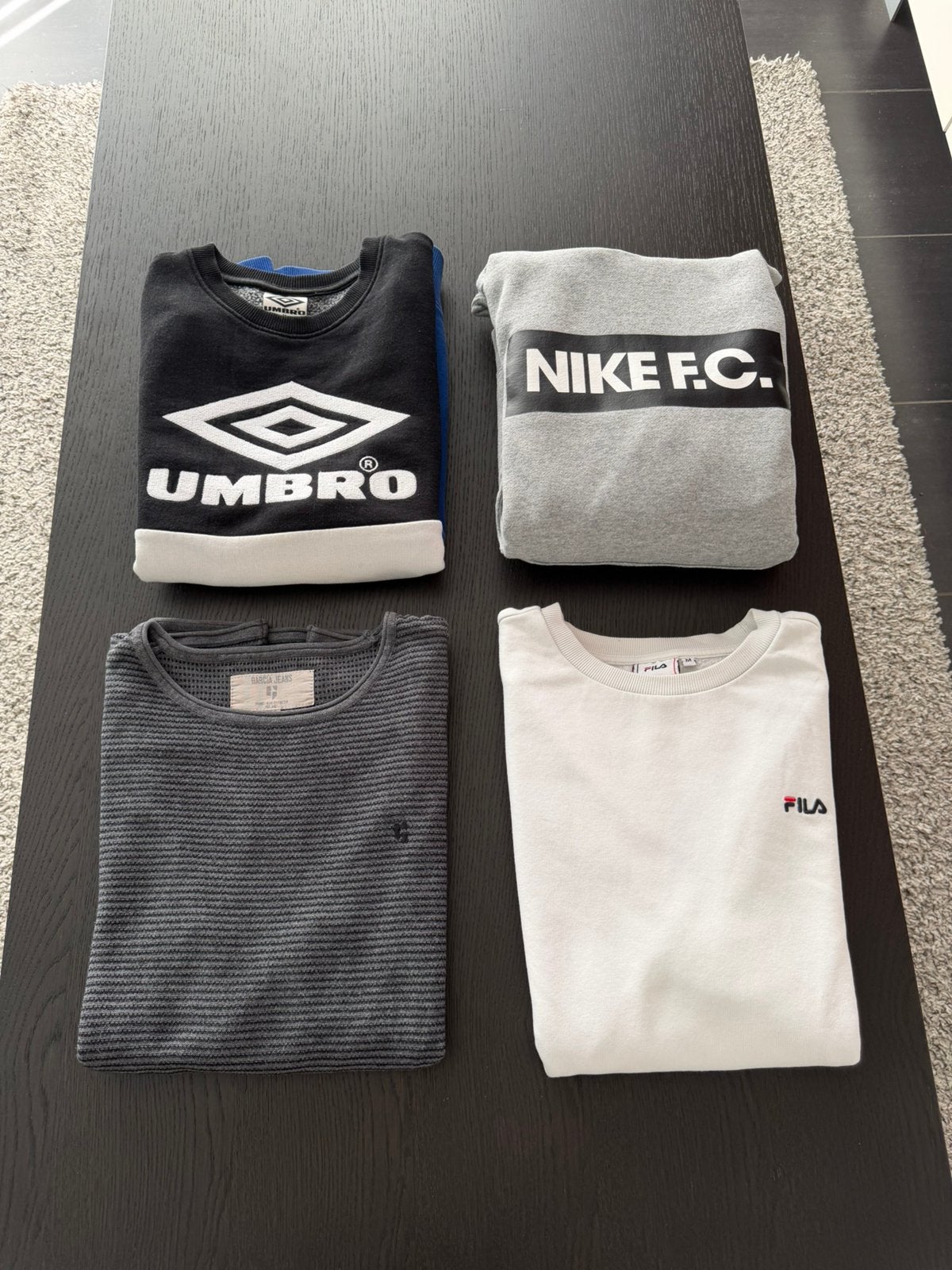 4x trui maat M - Nike F.C., Umbro, Fila, Garcia Jeans, Kleding | Heren, Heren-kledingpakketten, Ophalen of Verzenden, Maat 48/50 (M)