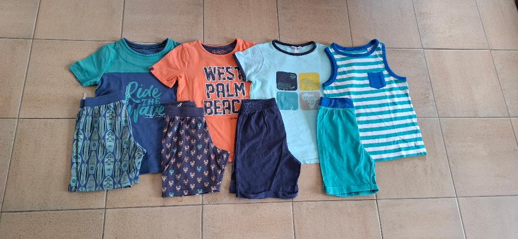 4 pyjama's als nieuw maat 122, Kinderen en Baby's, Kinderkleding | Maat 122, Ophalen, Nacht- of Onderkleding, Okaïdi, Zo goed als nieuw