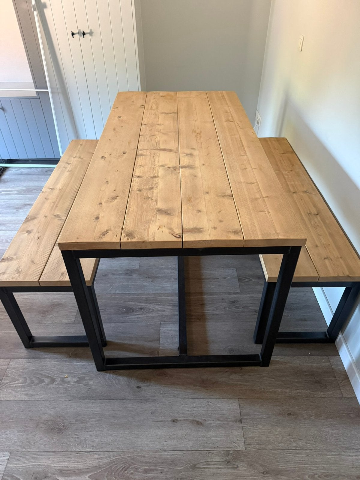 Tafel met zitbanken, Huis en Inrichting, Ophalen, Zo goed als nieuw