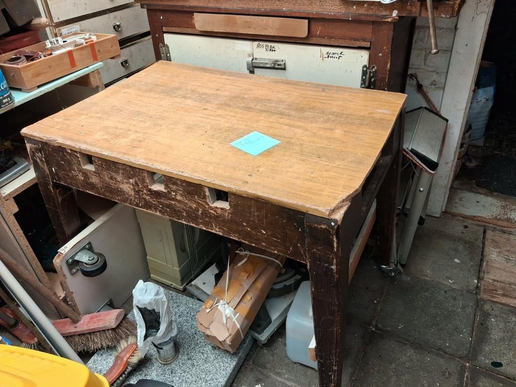 Tafel / werkbank  gratis, Ophalen