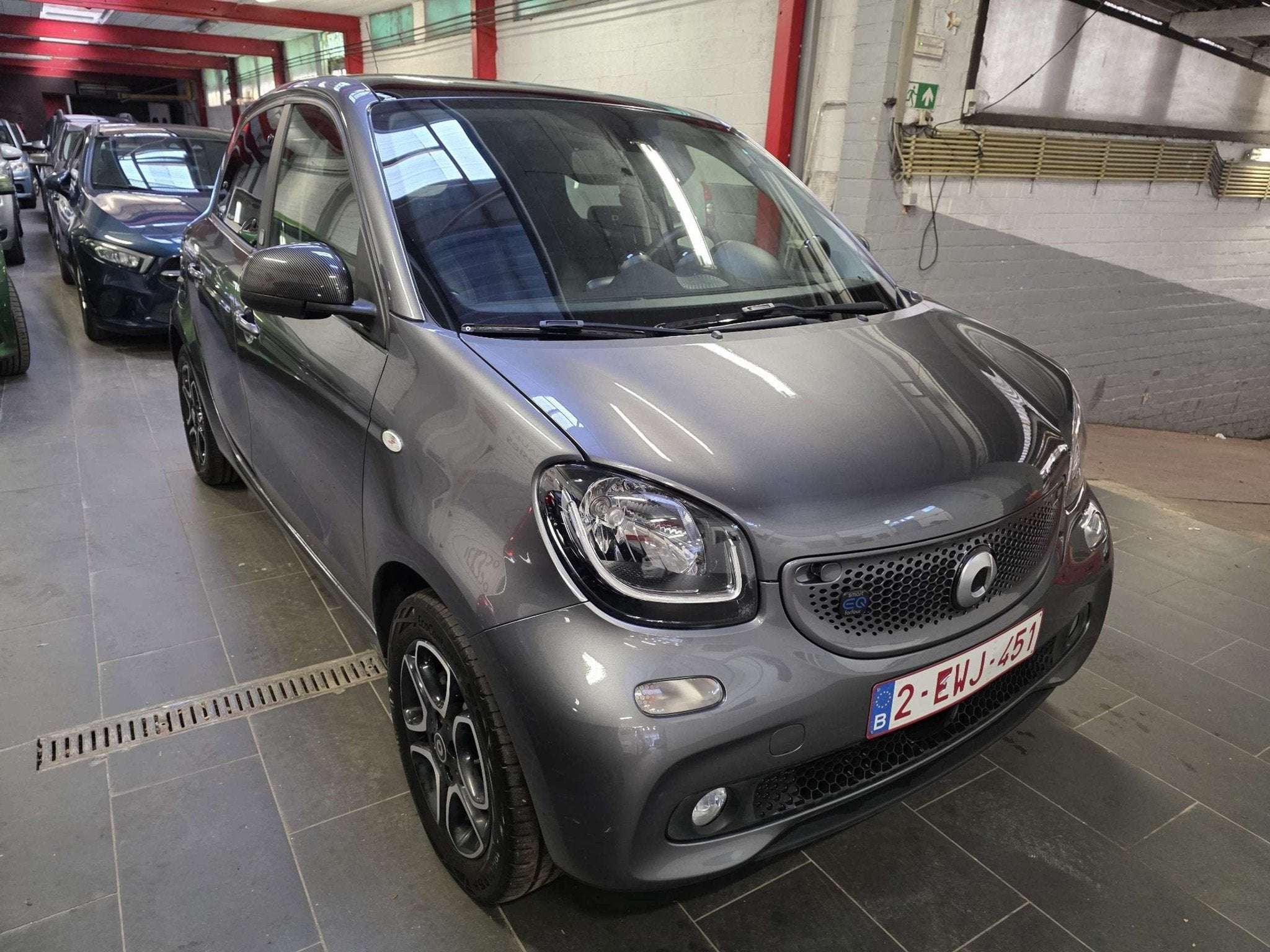 Smart Forfour EQ passion et 1 an de garantie (automatique), Autos, Cuir, Argent ou Gris, Achat, ForFour