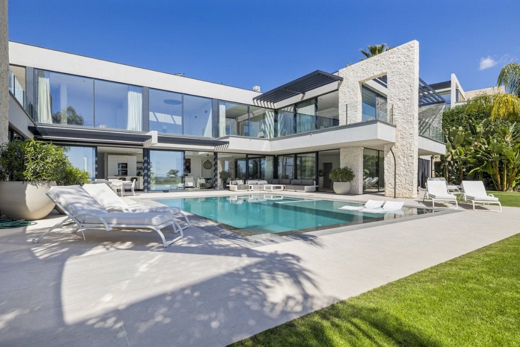 Villa te koop, Benahavis, Malaga, Spanje, Immo, Buitenland, 407 m², Spanje