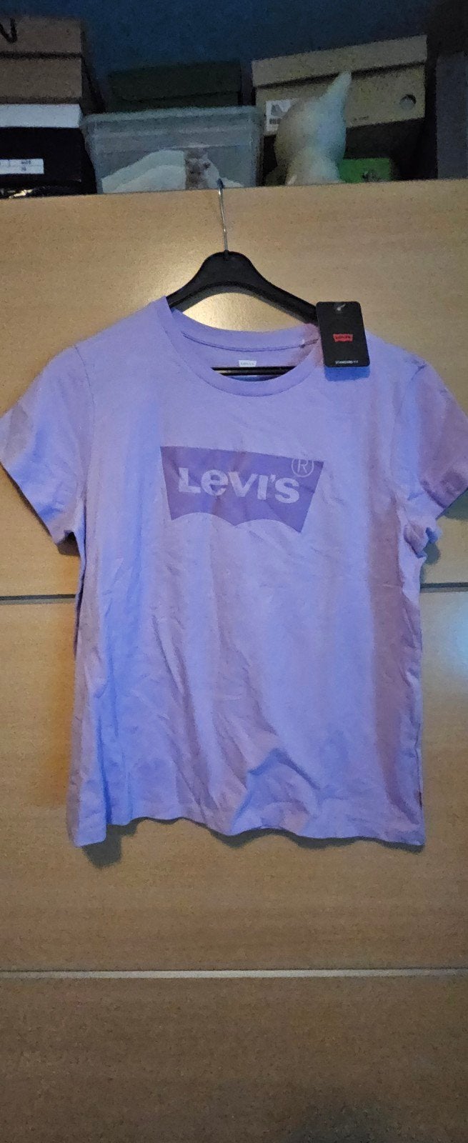 A vendre 20e t-shirt levis authentique neuf acheté 40e, Manches courtes, Enlèvement, Levis, Taille 42/44 (L)