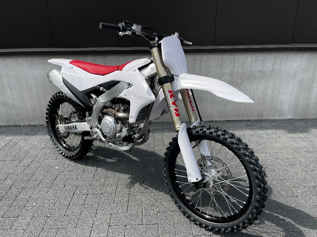 Yamaha YZ450F 2026 70th Anniversary, Motos, Motos | Yamaha, Entreprise, Moto de cross, 1 cylindre, Occasion, Occasion, Enlèvement