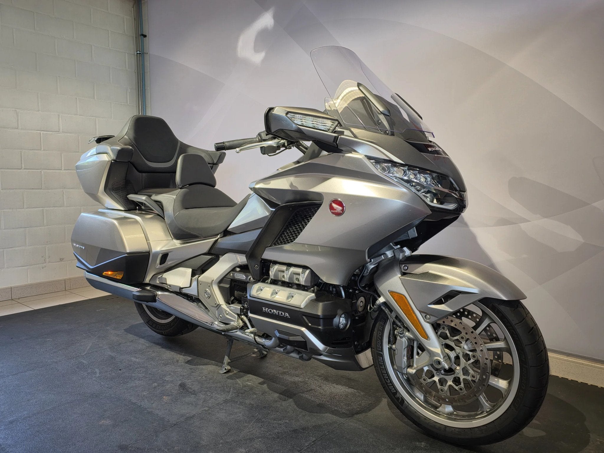 Honda GOLDWING 1800 TOUR DELUXE (bj 2023), Mechelsesteenweg 560
1930  nossegem, BE, Bedrijf, Overig, Info@hondamertens.be