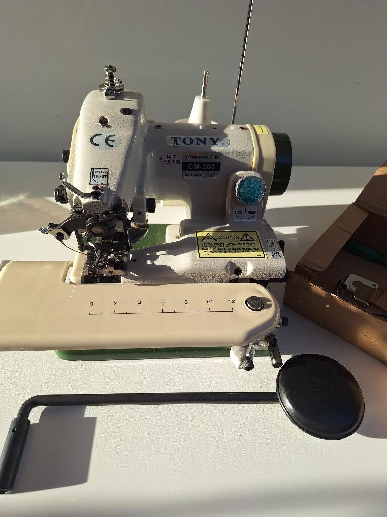 Blinde zoom.machine, Ophalen, Zo goed als nieuw, Naaimachine, Overige merken