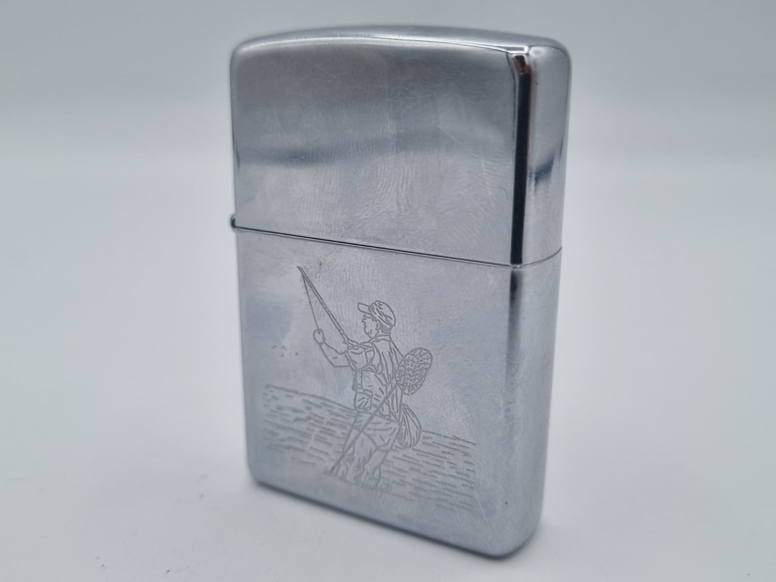 Briquet Zippo Fishing 2004, Envoi, Comme neuf, Briquet