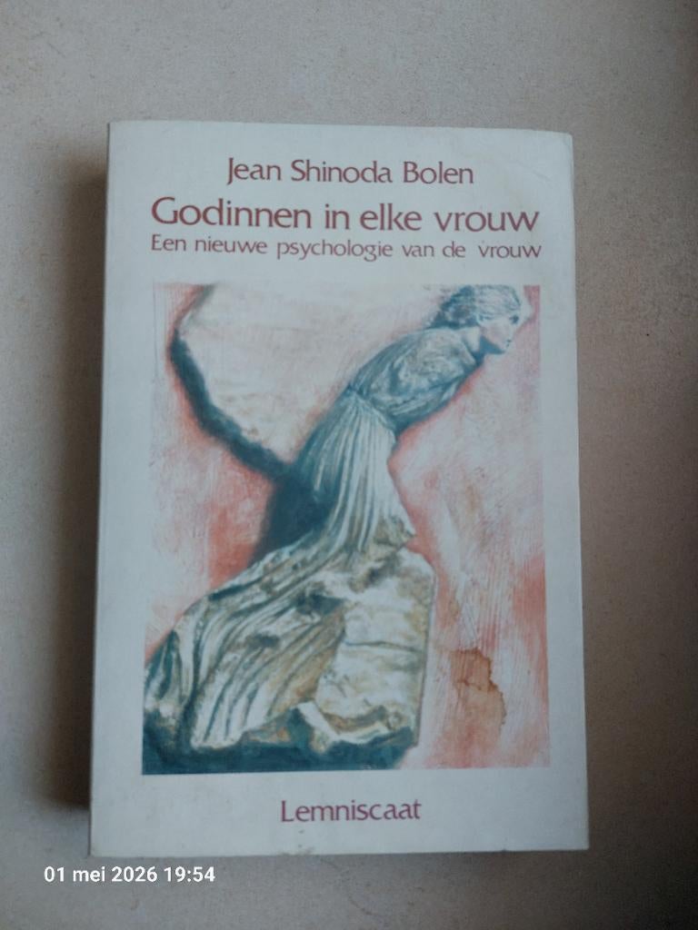Godinnen in elke vrouw, Enlèvement