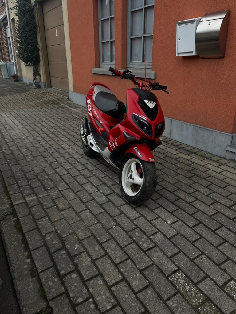 Peugeot speedfight 2 70cc, Fietsen en Brommers, Ophalen, Gebruikt, 70 cc, Klasse A (25 km/u)