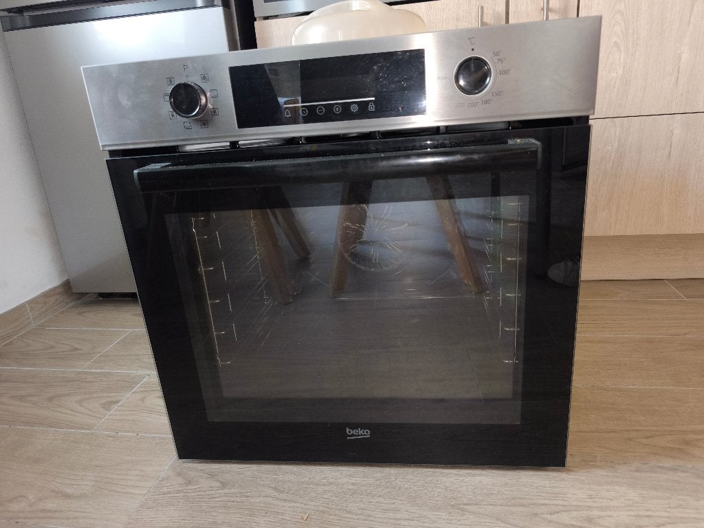 Four Beko, Elektronische apparatuur, Ophalen, Overige merken, Oven, Hete lucht
