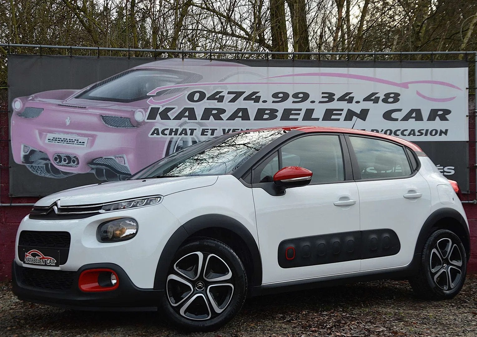 Citroën C3 1.2PureTech Shine BOITE AUT NAV SENS AR 42.208KM, Autos, Achat, Euro 6, Entreprise, Noir