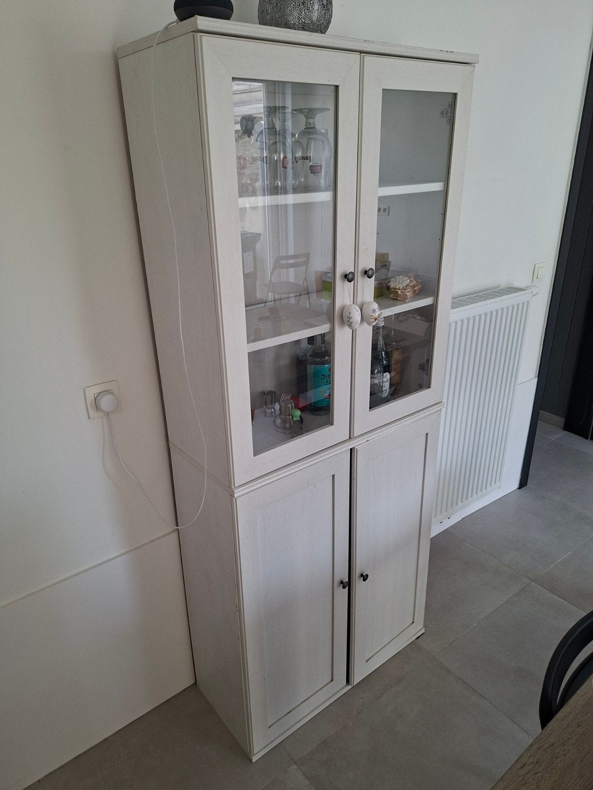 Vitrine kast (Ikea Havsta), Enlèvement