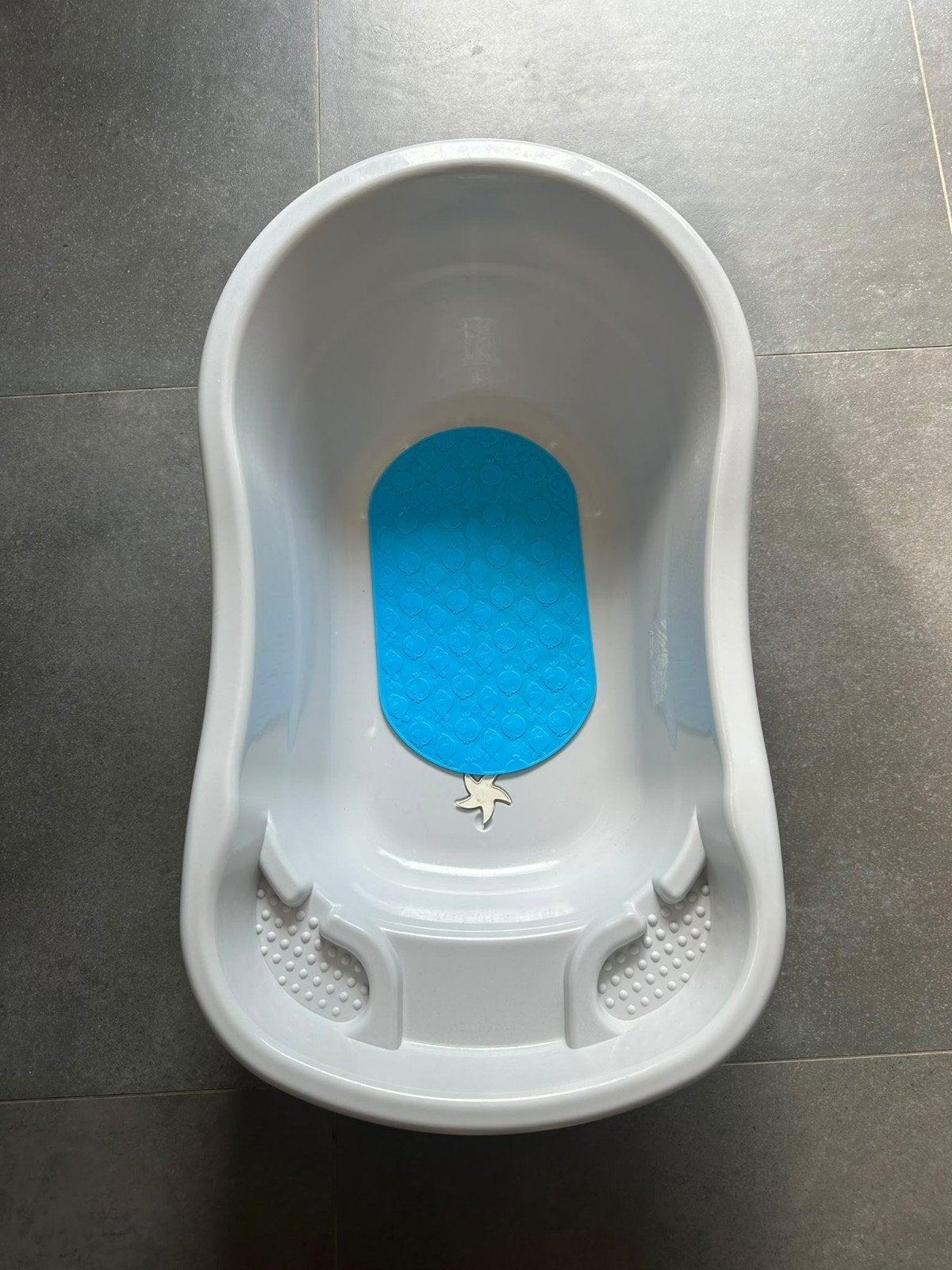 Lot bébé/enfant : baignoire, chaise haute et 2 réducteurs WC, Enlèvement