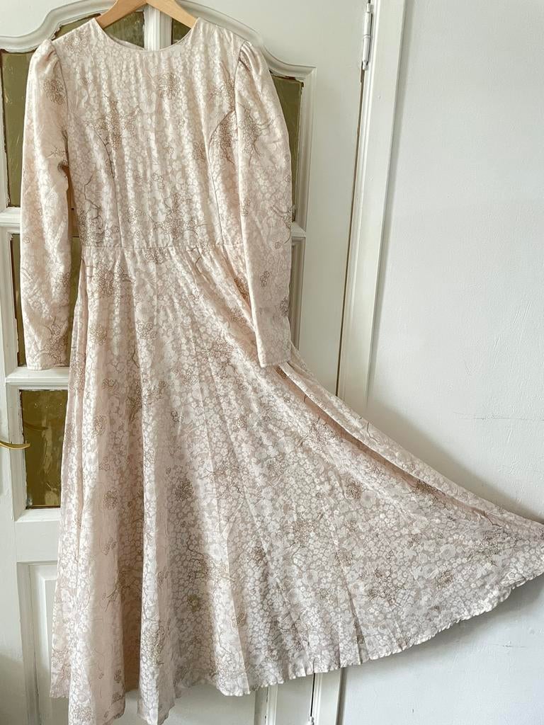 Robe longue taille 38 motifs fleurs rose pale, Enlèvement, Comme neuf, Rose