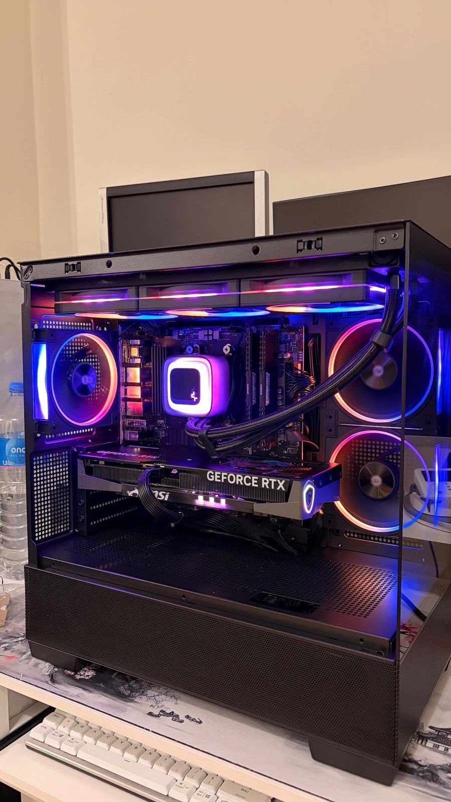 Nieuwe gaming-pc rtx 5060 ti, ryzen 7, 32 GB RAM, Computers en Software, Ophalen, Zo goed als nieuw, Gaming, SSD