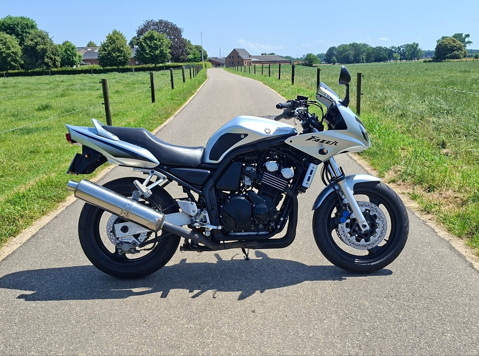 Yamaha fazer 600 2003, 4 cilinders, Gebruikt, Particulier, Meer dan 35 kW