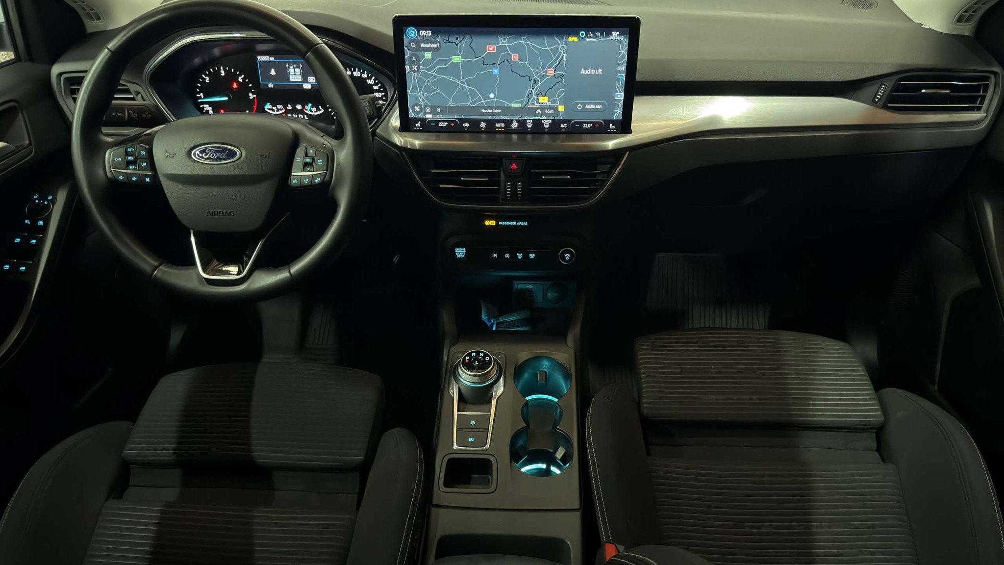 Ford Focus Clipper 1.5d Titanium Garantie Automaat EURO 6d, Auto's, Ford, Stof, Gebruikt, Wit, Bedrijf