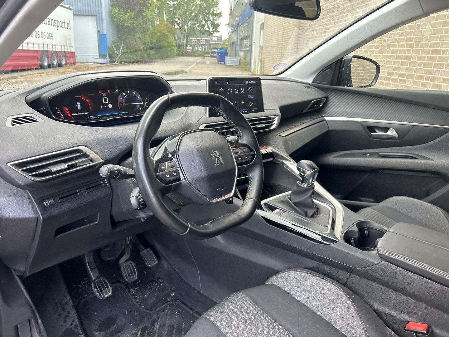 Peugeot 3008 1.2 PureTech AGC Allure | € 7.800,- NETTO!, Auto's, Peugeot, Zwart, Handgeschakeld, 119 g/km, SUV of Terreinwagen
