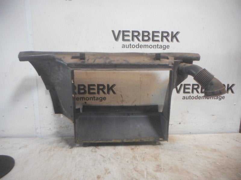 RADIATEUR windtunnel Mercedes-Benz C (W202) (2025050830), Gebruikt, Mercedes-Benz, Dialog.mb@mercedes-benz.com, Mercedes-Benz AG