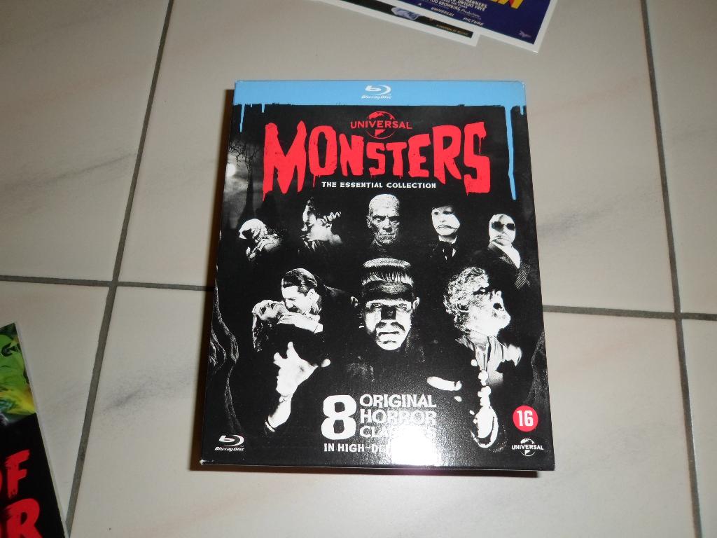 Blu-ray box Monsters, Ophalen, Zo goed als nieuw, Horror