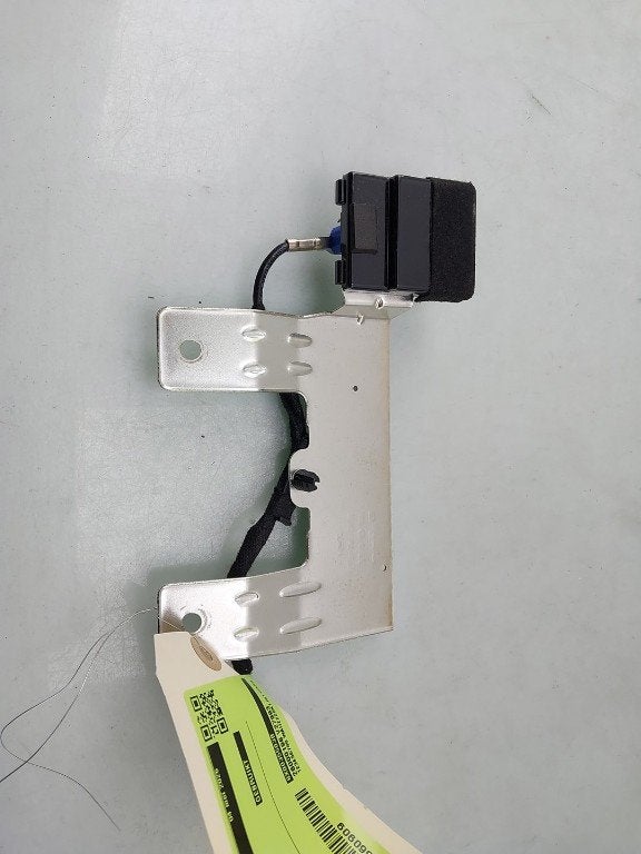 ANTENNE GPS Audi A1 Sportback (8XA / 8XF) (|8X0035503B|), Dhr. J. Ham, Administratie@autoham.nl, Audi, Utilisé