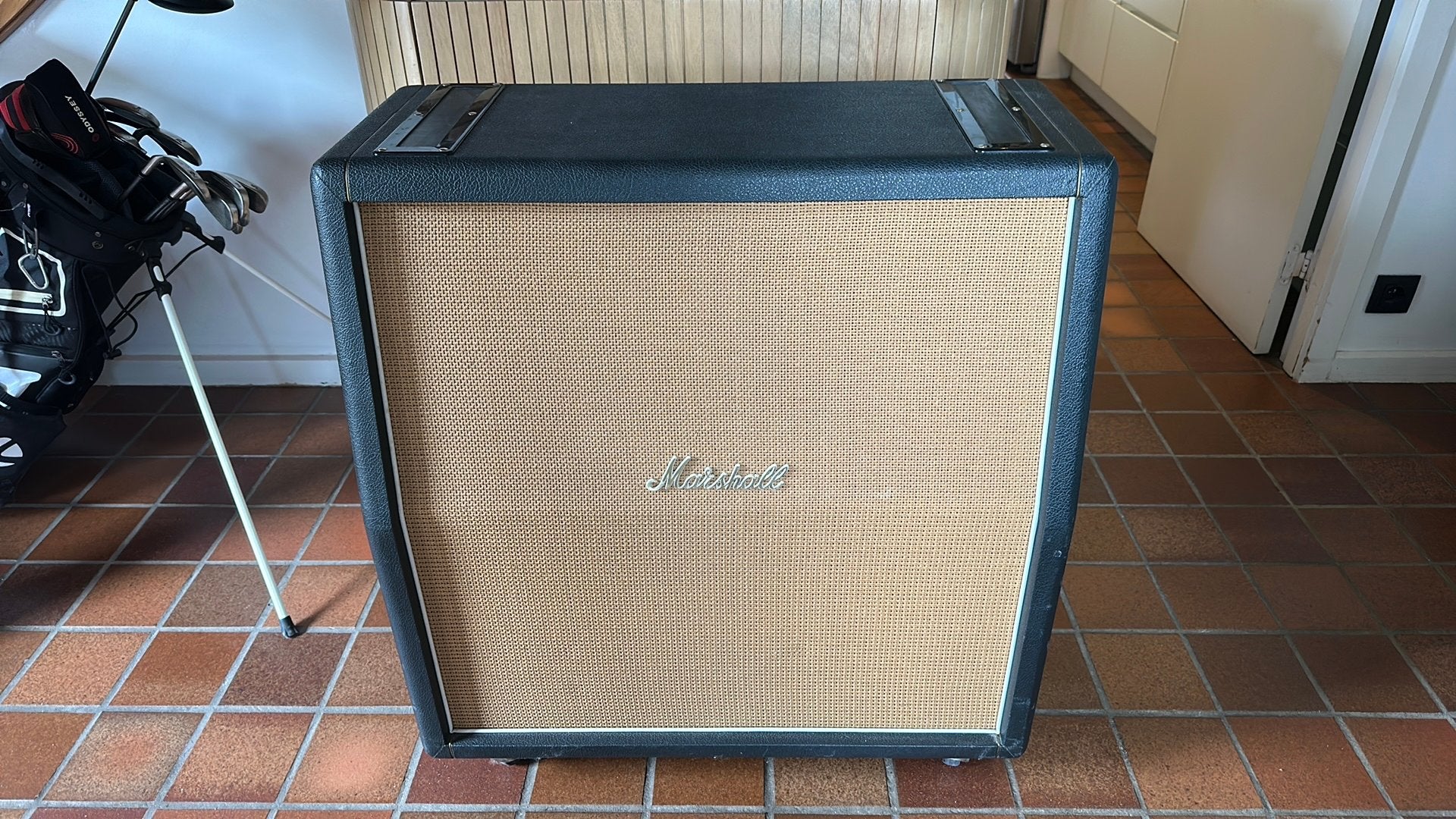 Marshall 1960AX 4x12 Cabinet (2002) Celestion Greenbacks, Muziek en Instrumenten, Versterkers | Bas en Gitaar, Ophalen, Gebruikt