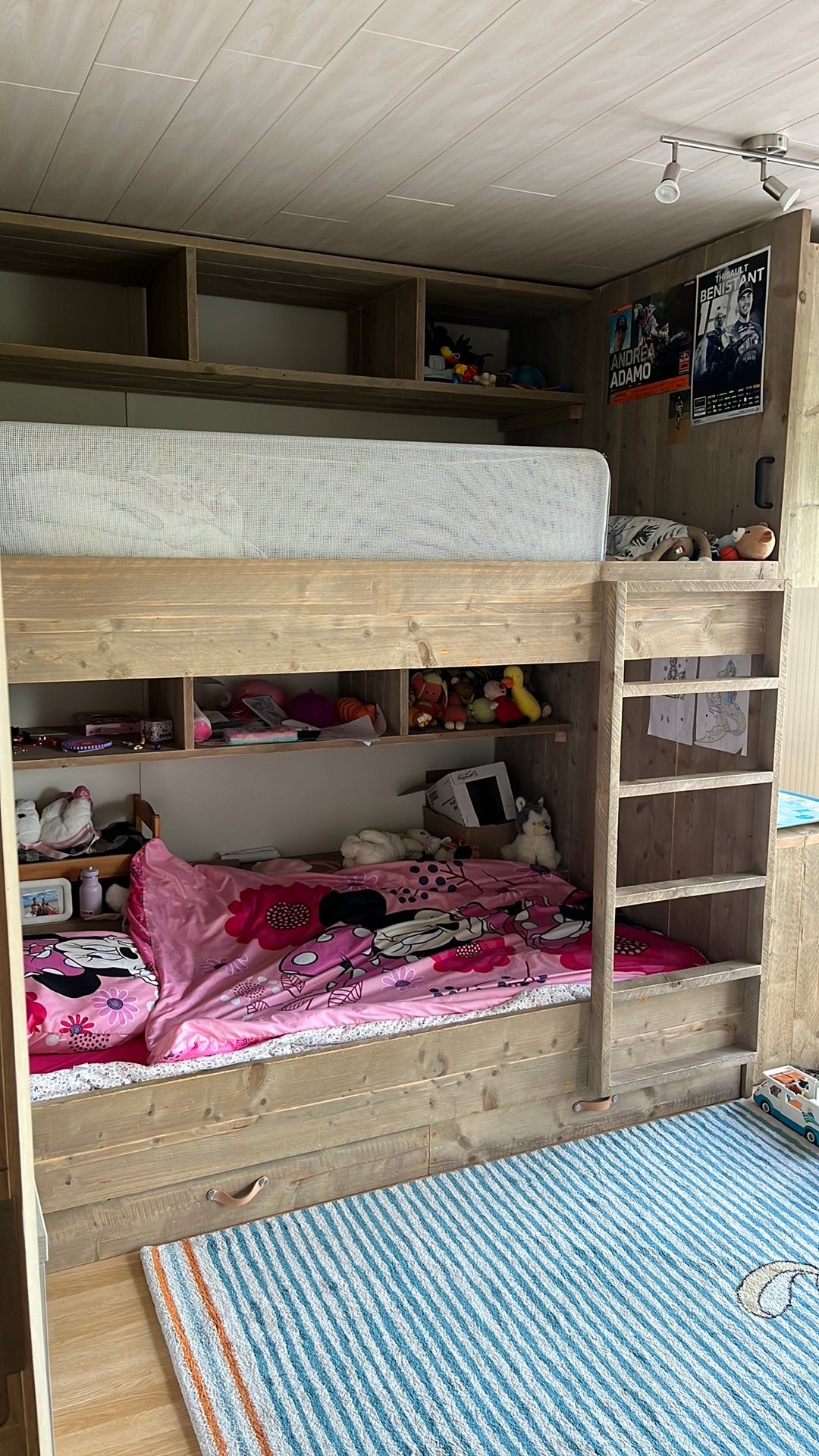 steigerhout stapelbed met bureau en kast, Ophalen, Zo goed als nieuw, Stapelbed