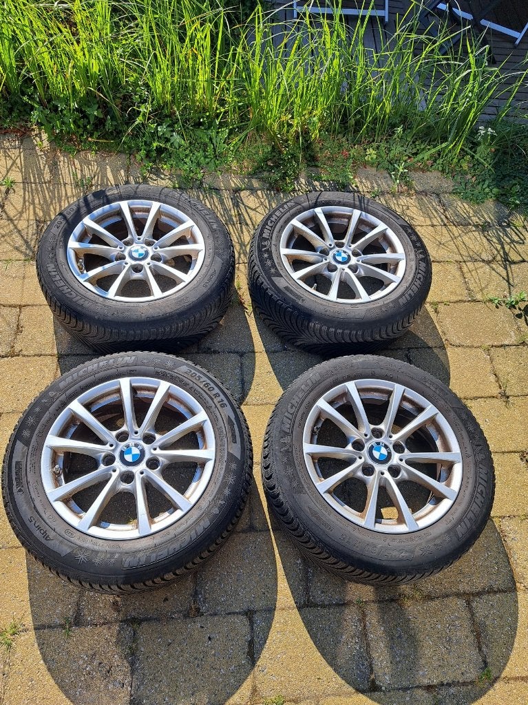 Michelin Winterbanden op originele velg BMW 320 (F30/F31), Auto-onderdelen, Banden en Velgen, Ophalen, Gebruikt, 16 inch, Banden en Velgen
