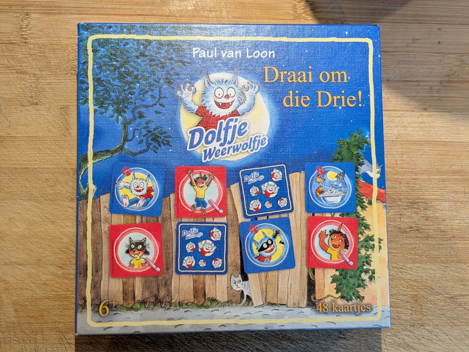Dolfje Weerwolfje Memory Draai om die Drie, Ophalen