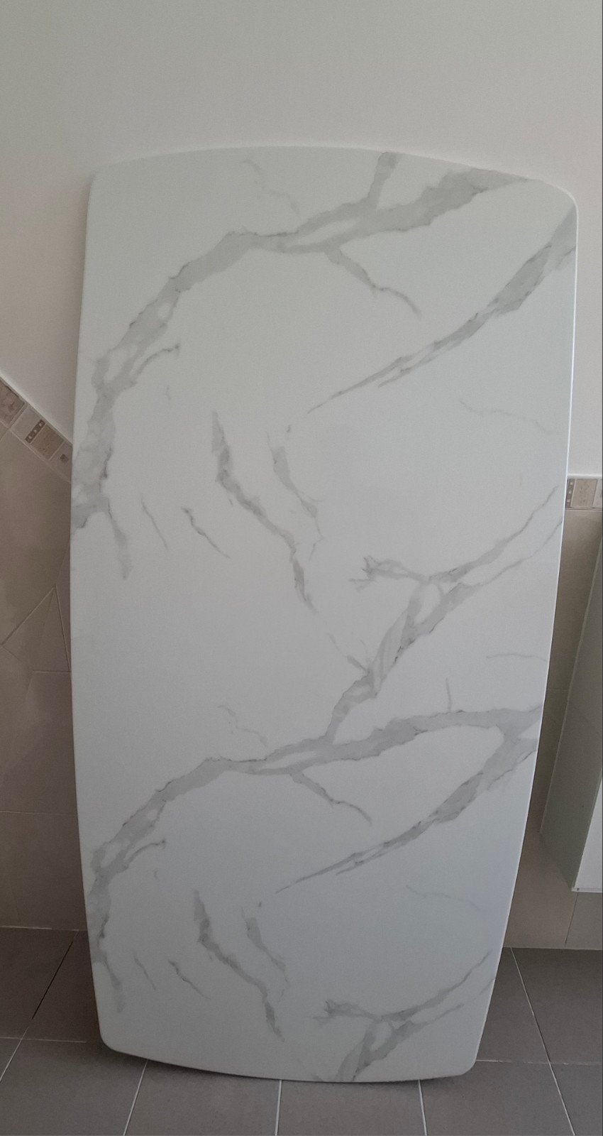 Marmeren tafel met goudkleurige poten, Ophalen