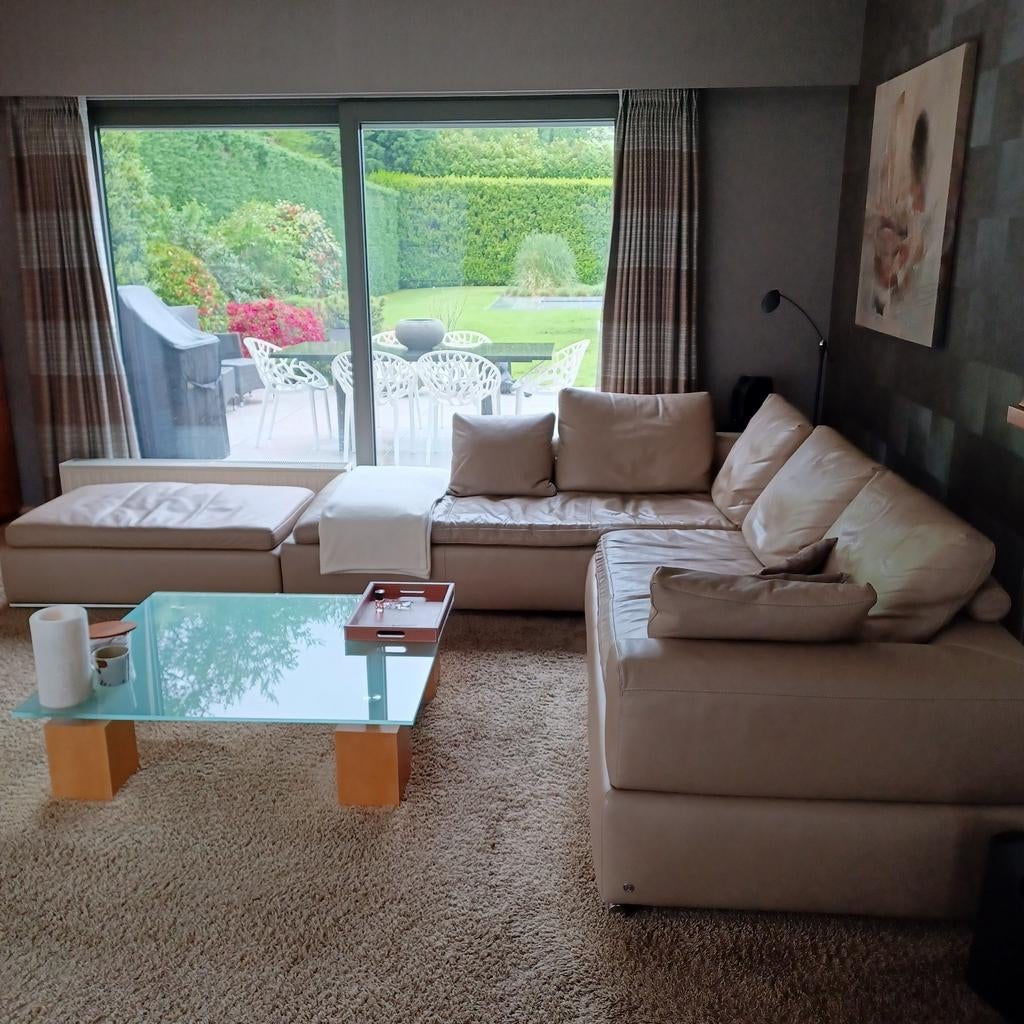 Leren hoekzetel, beige . Plus salontafel eventueel, Enlèvement