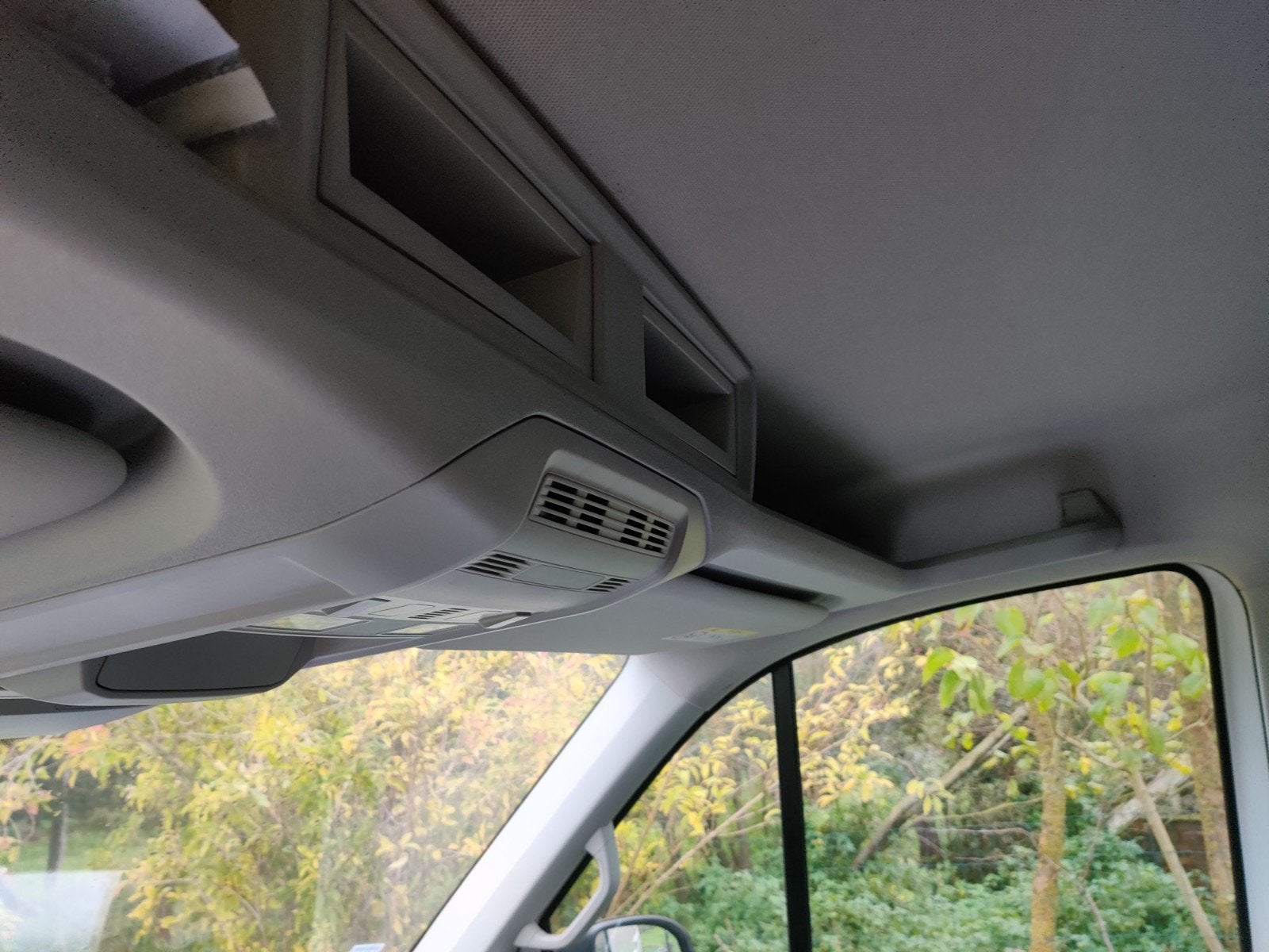 Volkswagen Crafter, Autos, ABS, Euro 6, 3 places, Noir
